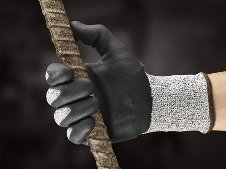 Cut Resistant, Economy Range. For Customers that need high level of cut protection and need grip. For Wet or oily applications. Industries: All where cut risk is present.